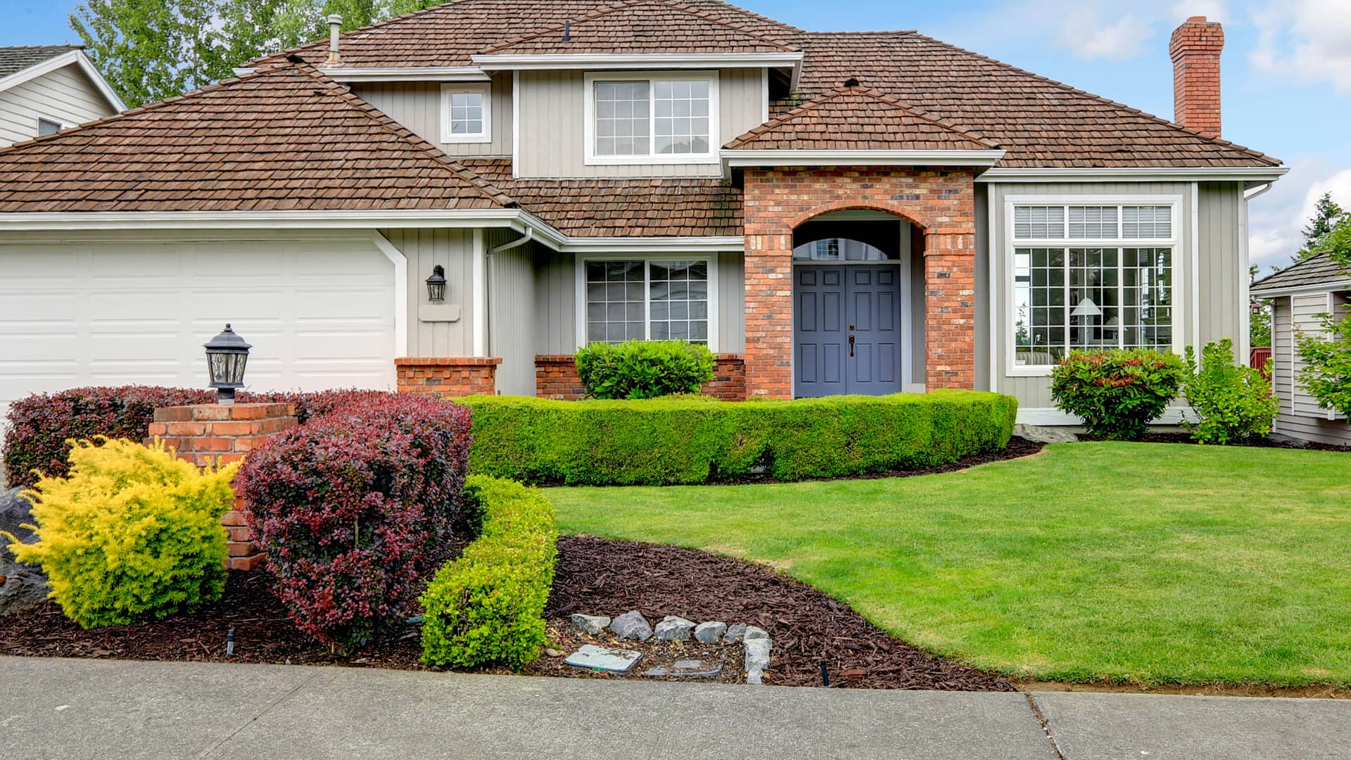 Lawn Care Banner Image